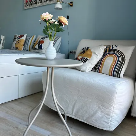 B28 Sunny Island Chernomorez * تشيرنوموريتس